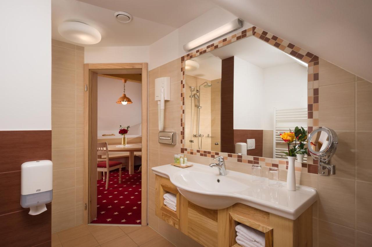 Hotel Planinka Ljubno Eksteriør billede